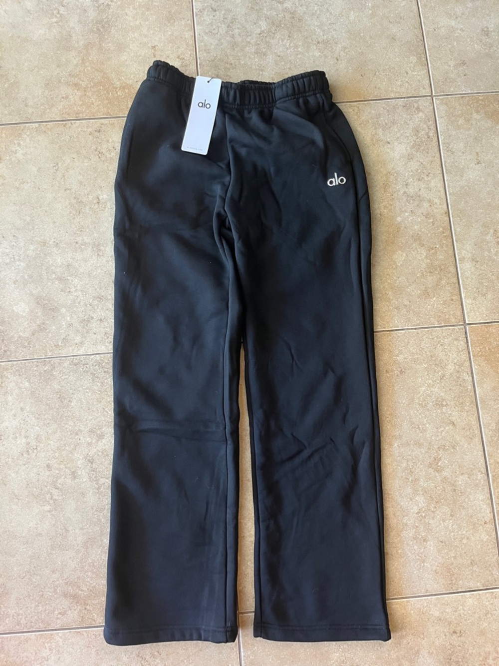 ALO Yoga Black Pull-On Sweatpants